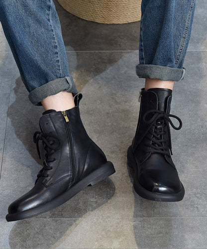Well Tailored Boots with a Graceful Silhouette