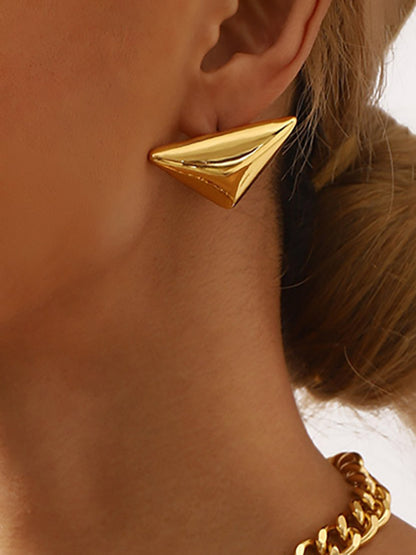 Beautifully Finished Garment in a Timeless Design