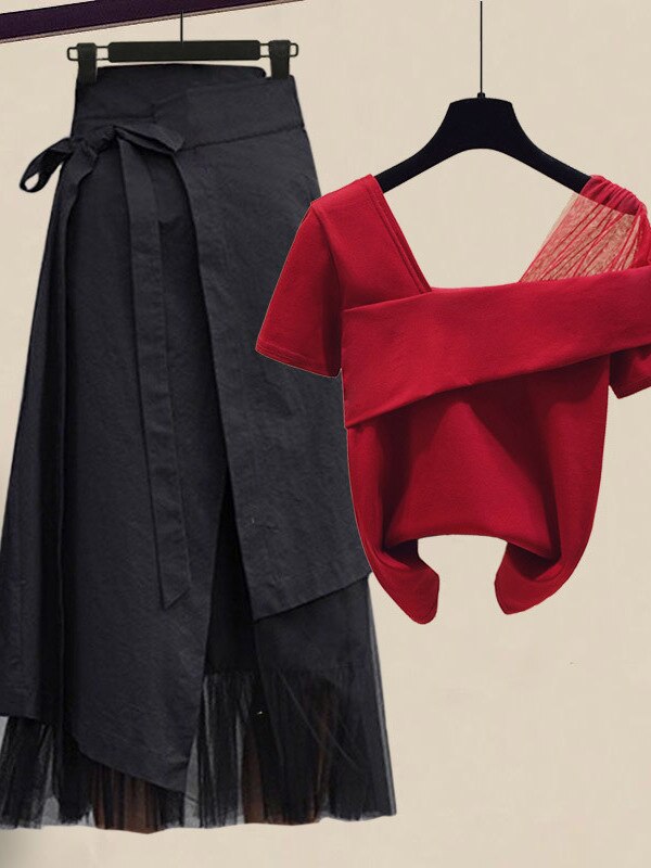 Well Tailored Garment with a Graceful Silhouette