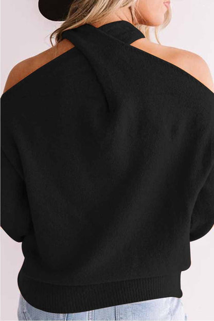 Well Tailored Sweater with a Graceful Silhouette