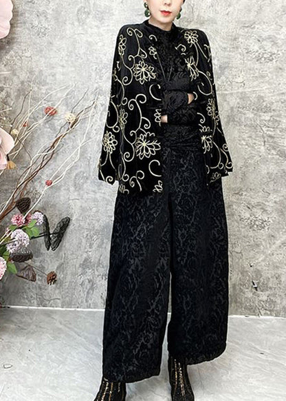 Elegantly Styled Coat for Everyday Wear