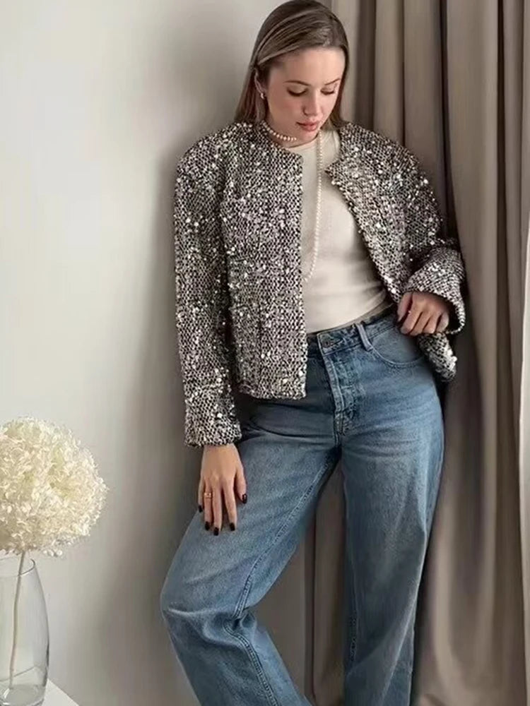 Classic Vintage Jacket with a Flattering Fit