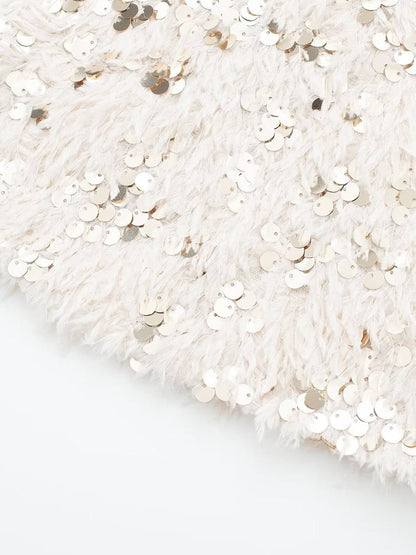 A Vintage Style Top with Delicate Timeless Details