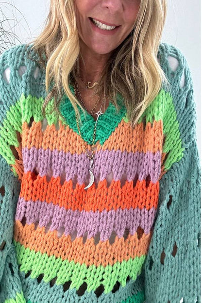 Classic Vintage Sweater with a Flattering Fit