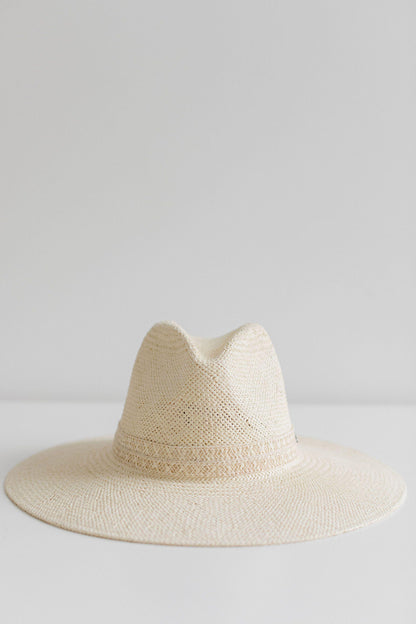 Polished Garment with an Effortless Classic Look