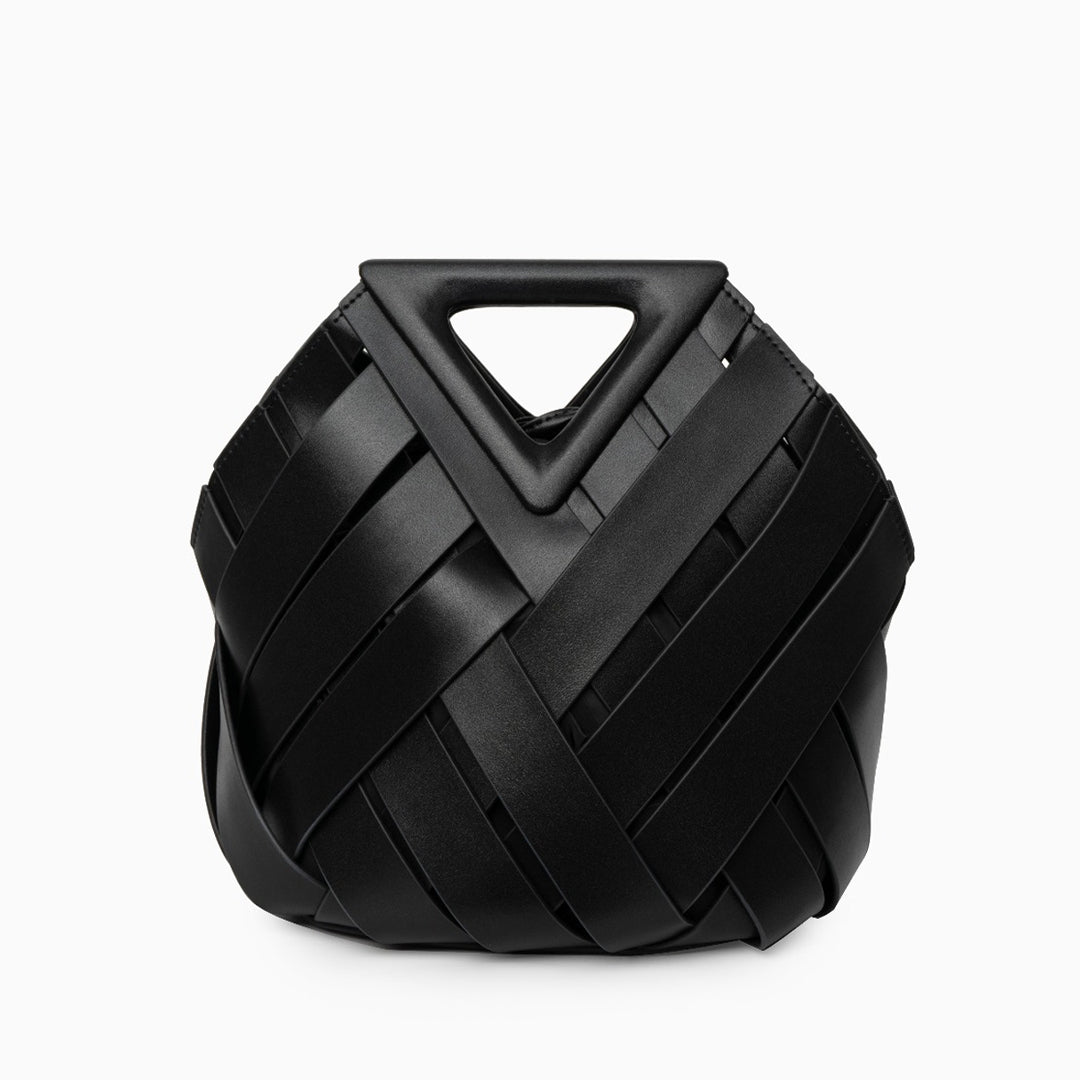 Well Tailored Bag with a Graceful Silhouette