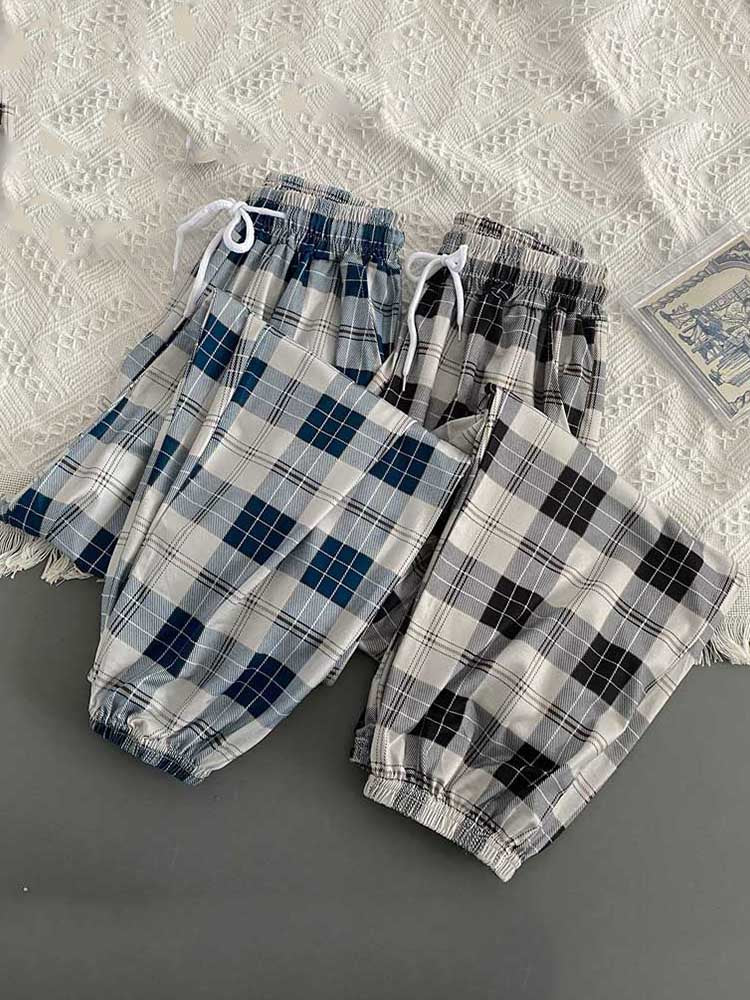 Polished Trousers with an Effortless Classic Look