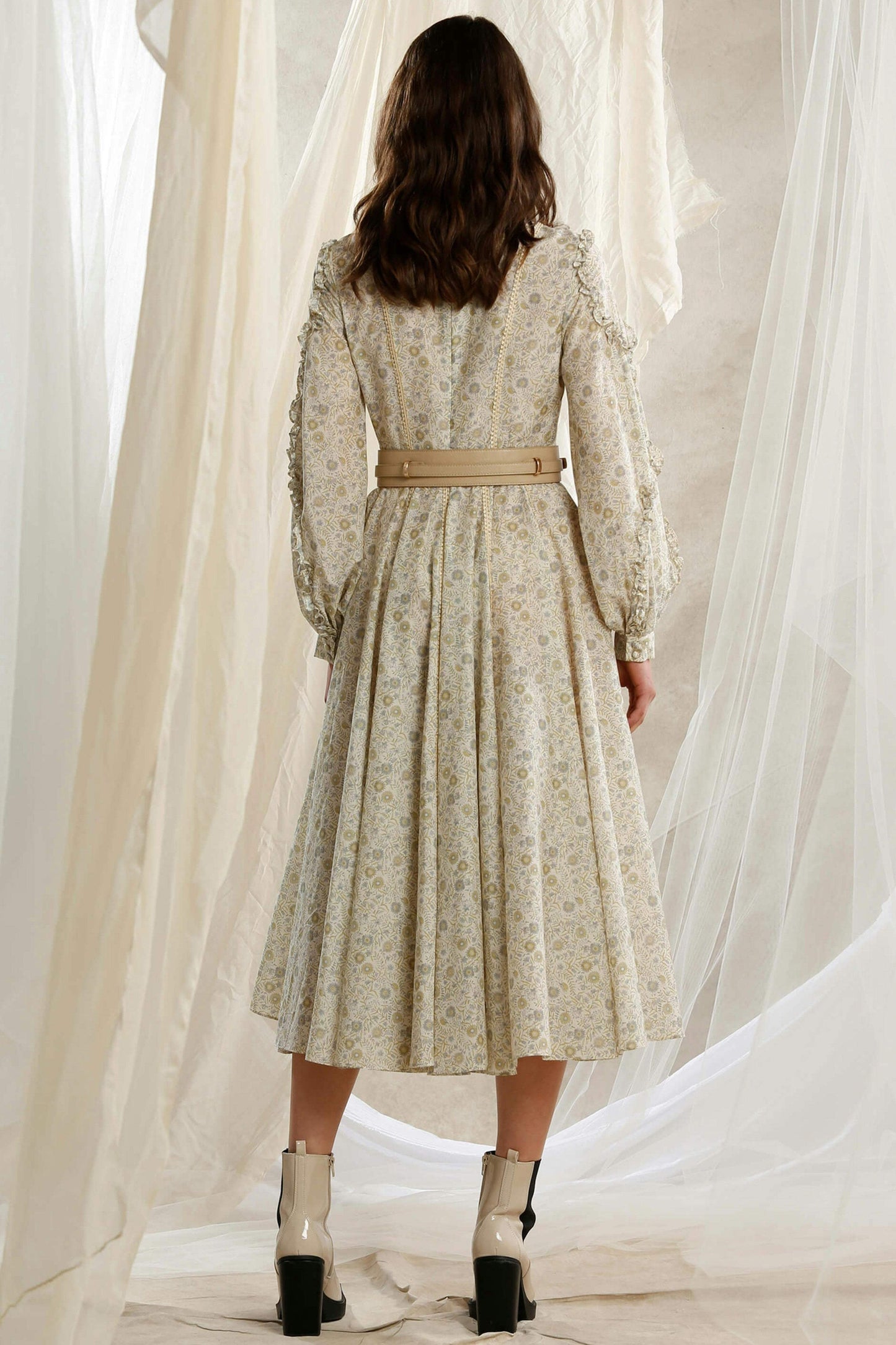 Classic Vintage & Enduringly Stylish Dress