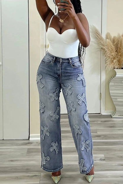 Gracefully Styled Garment for Any Occasion