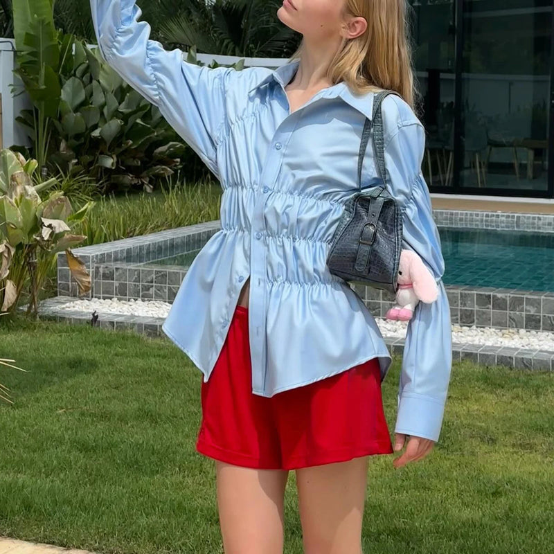 Effortlessly Elegant Blouse with a Timeless Design