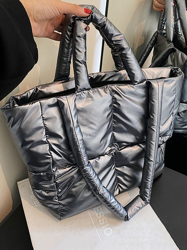 Beautifully Finished Bag in a Timeless Design
