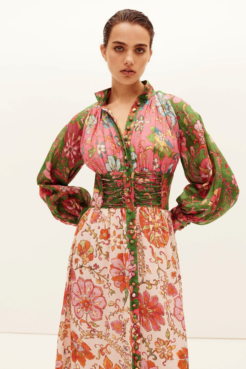 Beautifully Crafted Dress in a Classic Style