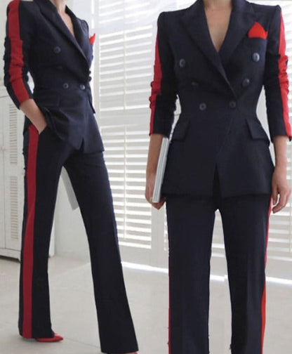 Effortlessly Elegant Pants with a Timeless Design