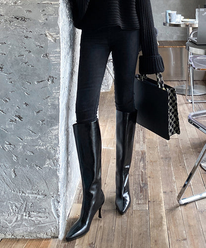 Classic Vintage Boots with a Flattering Fit