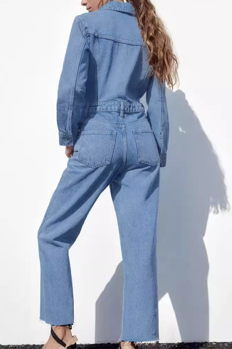 Well Tailored Garment with a Graceful Silhouette