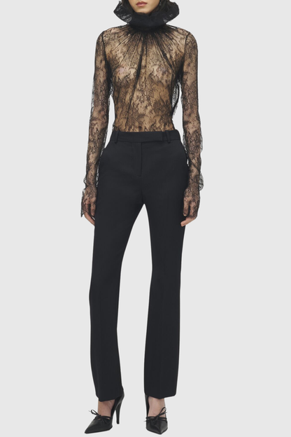 A Vintage Style Top with Delicate Timeless Details