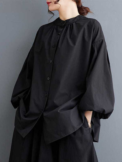 Sophisticated Blouse with a Clean Classic Look