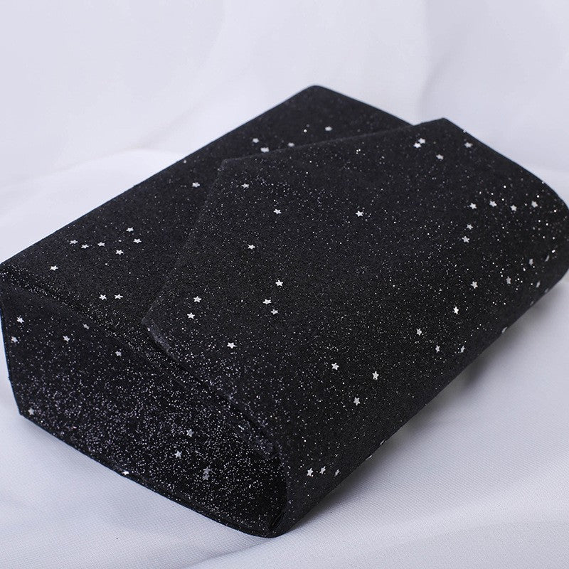 Beautifully Crafted Bag in a Classic Style