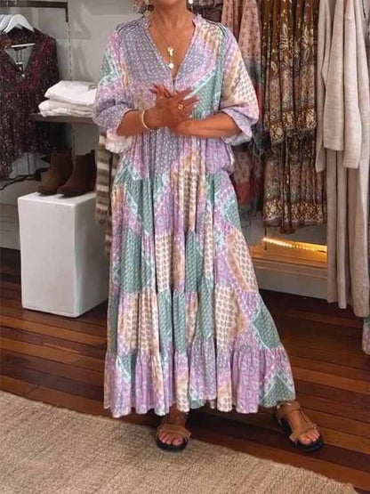 Classic Vintage Dress with a Flattering Fit