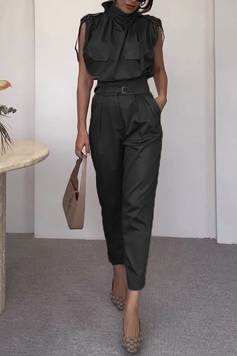 Effortlessly Elegant Garment with a Timeless Design
