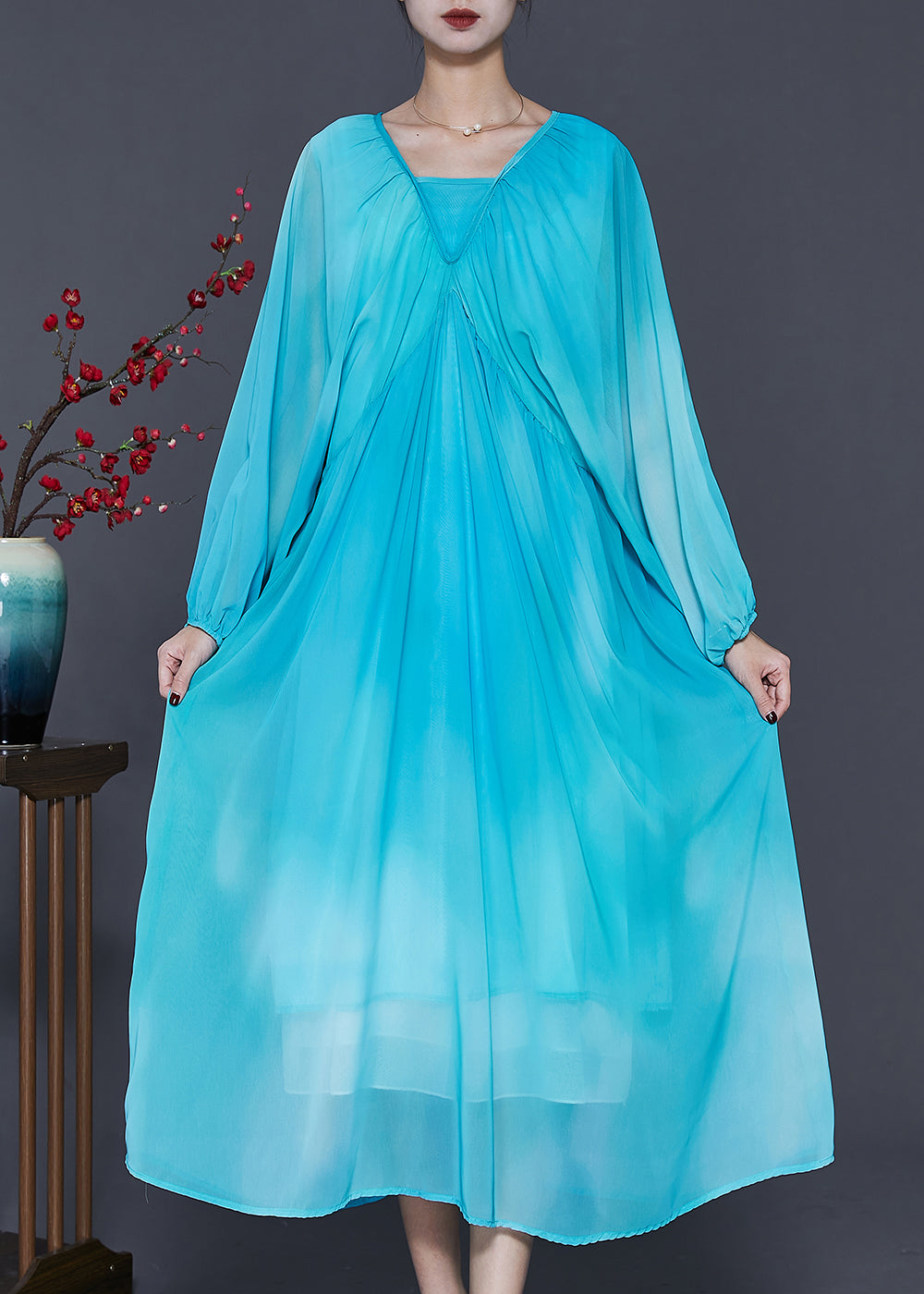 Beautifully Crafted Dress in a Classic Style