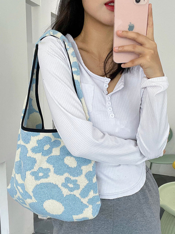 Beautifully Finished Bag in a Timeless Design