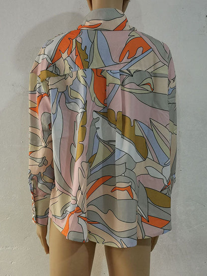 Well Tailored Blouse with a Graceful Silhouette