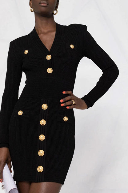 Beautifully Finished Sweater in a Timeless Design
