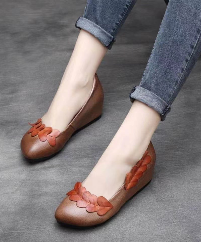 Classic Vintage Heels with a Flattering Fit