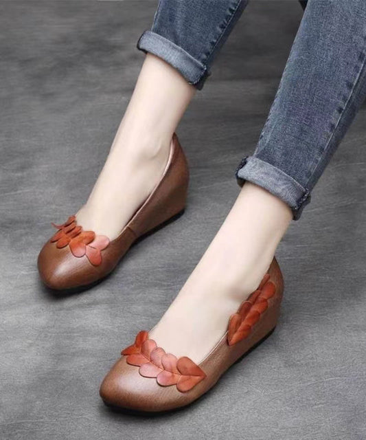 Classic Vintage Heels with a Flattering Fit