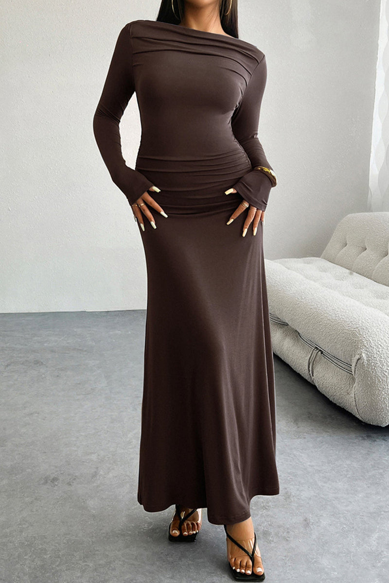 Beautifully Crafted Dress in a Classic Style
