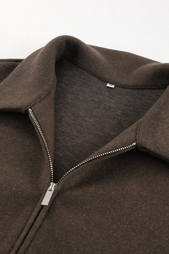 Well Tailored Jacket with a Graceful Silhouette