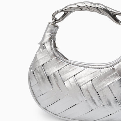 Well Tailored Bag with a Graceful Silhouette