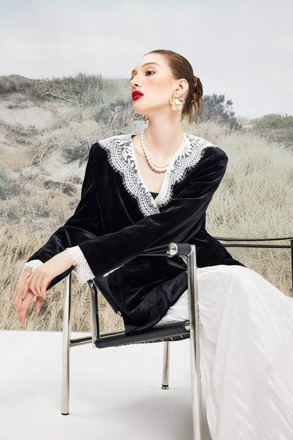 Effortlessly Elegant Garment with a Timeless Design
