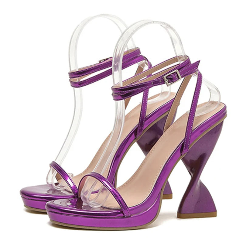 Beautifully Finished Sandals in a Timeless Design