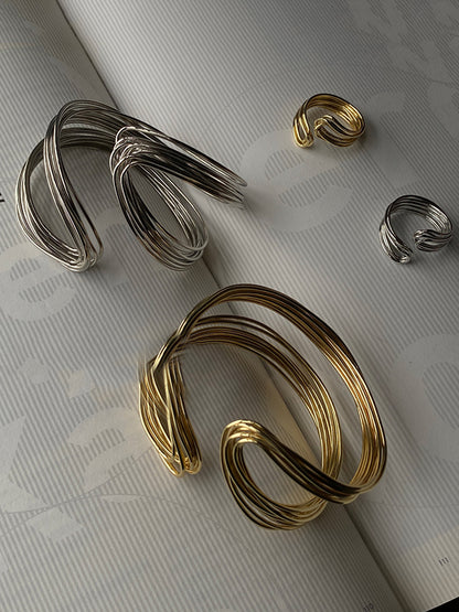 Beautifully Finished Garment in a Timeless Design