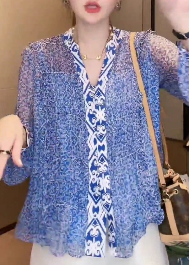 Beautifully Crafted Blouse in a Classic Style
