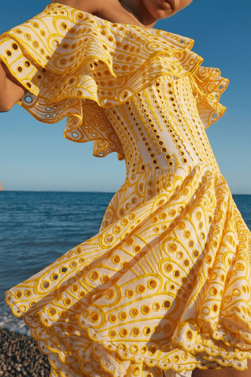 Gracefully Styled Dress for Any Occasion