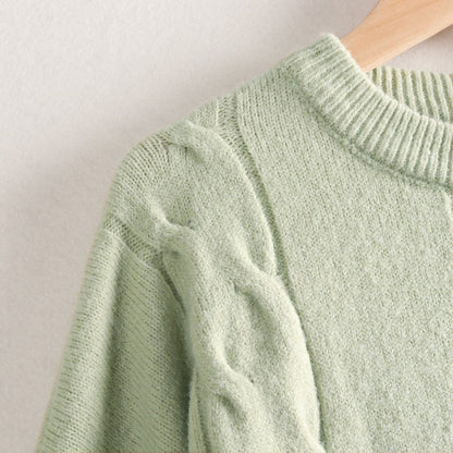 Beautifully Finished Garment in a Timeless Design
