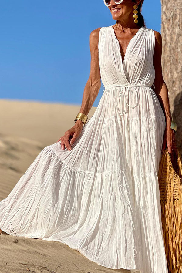 Sophisticated Dress with a Clean Classic Look