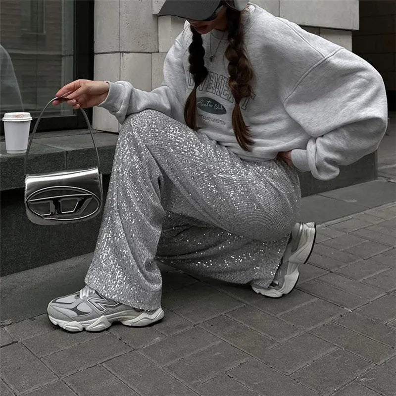 Classic Vintage Pants with a Flattering Fit