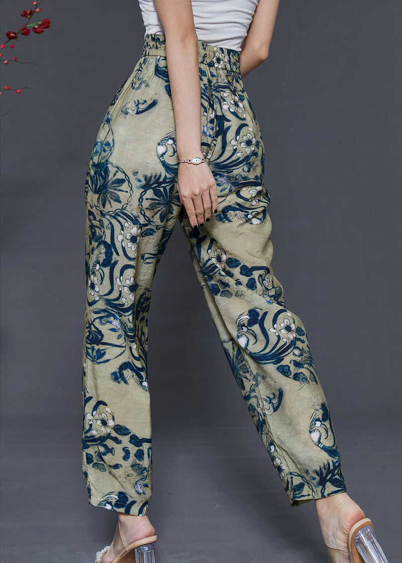 Classic Vintage Pants with a Flattering Fit