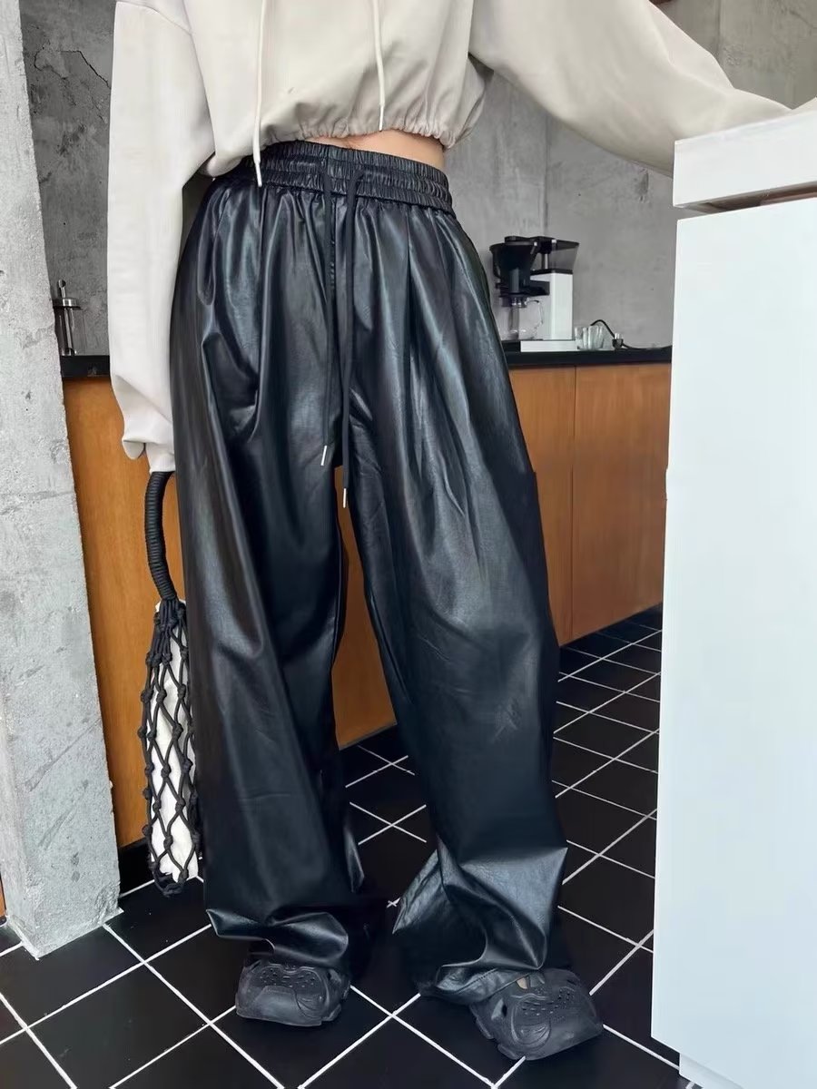 Sophisticated Pants with a Clean Classic Look
