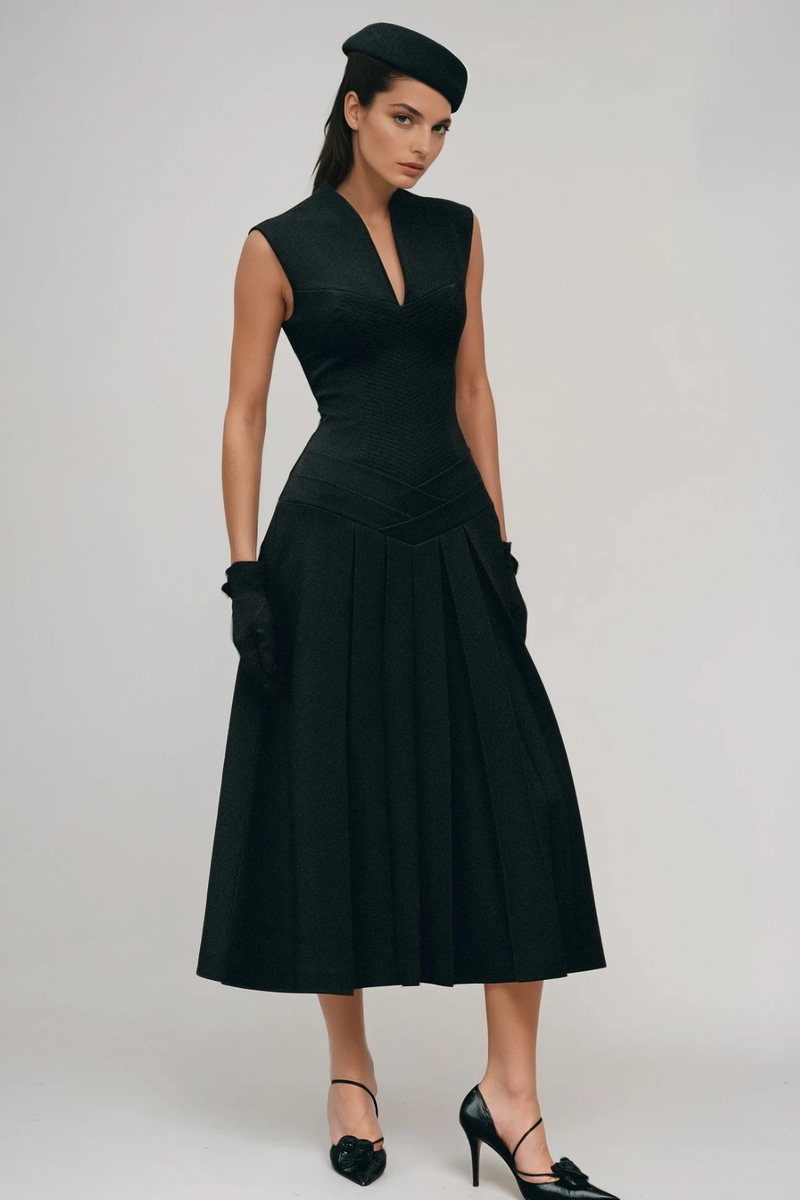 Sophisticated Dress with a Clean Classic Look