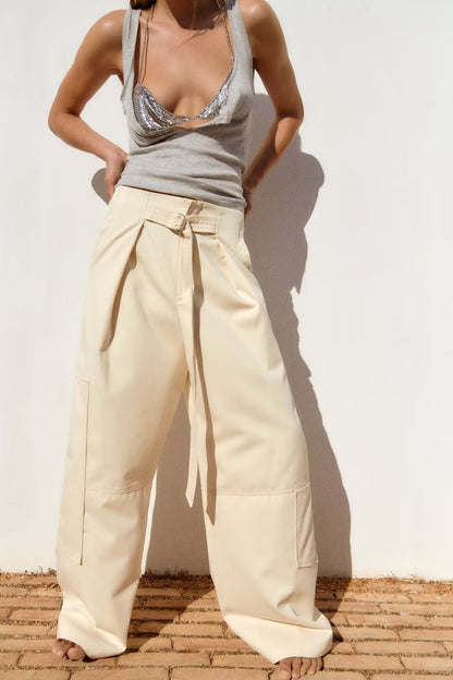 Gracefully Styled Pants for Any Occasion
