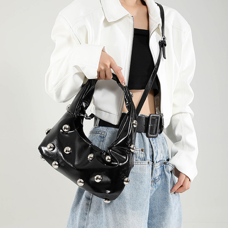 Effortlessly Elegant Bag with a Timeless Design