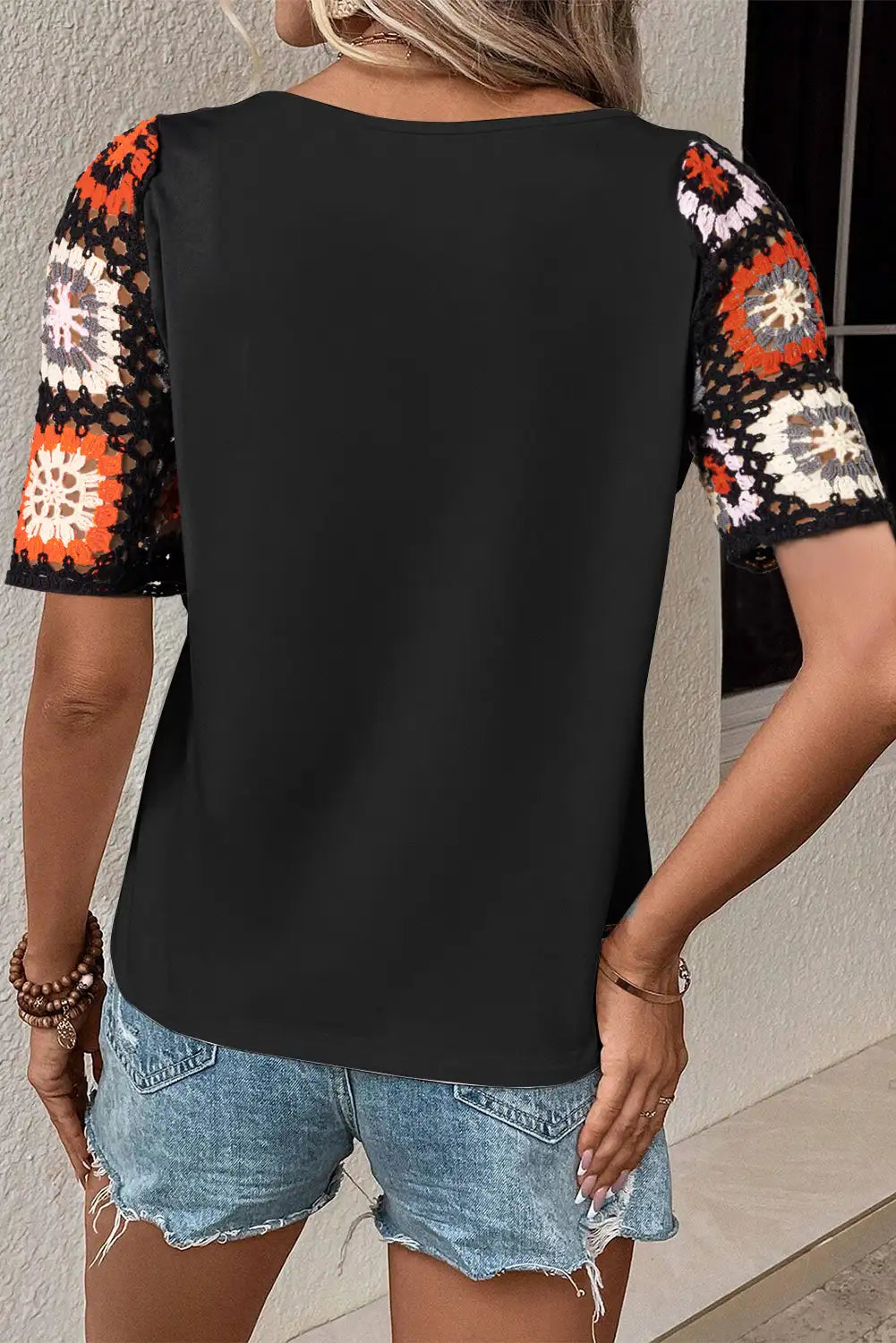 Beautifully Finished Top in a Timeless Design