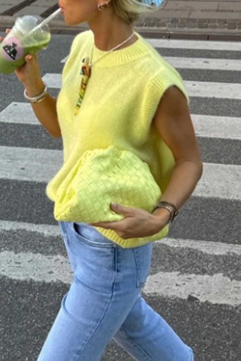 Polished Top with an Effortless Classic Look