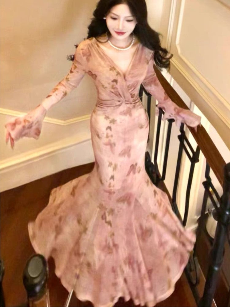 Classic Vintage & Enduringly Stylish Dress