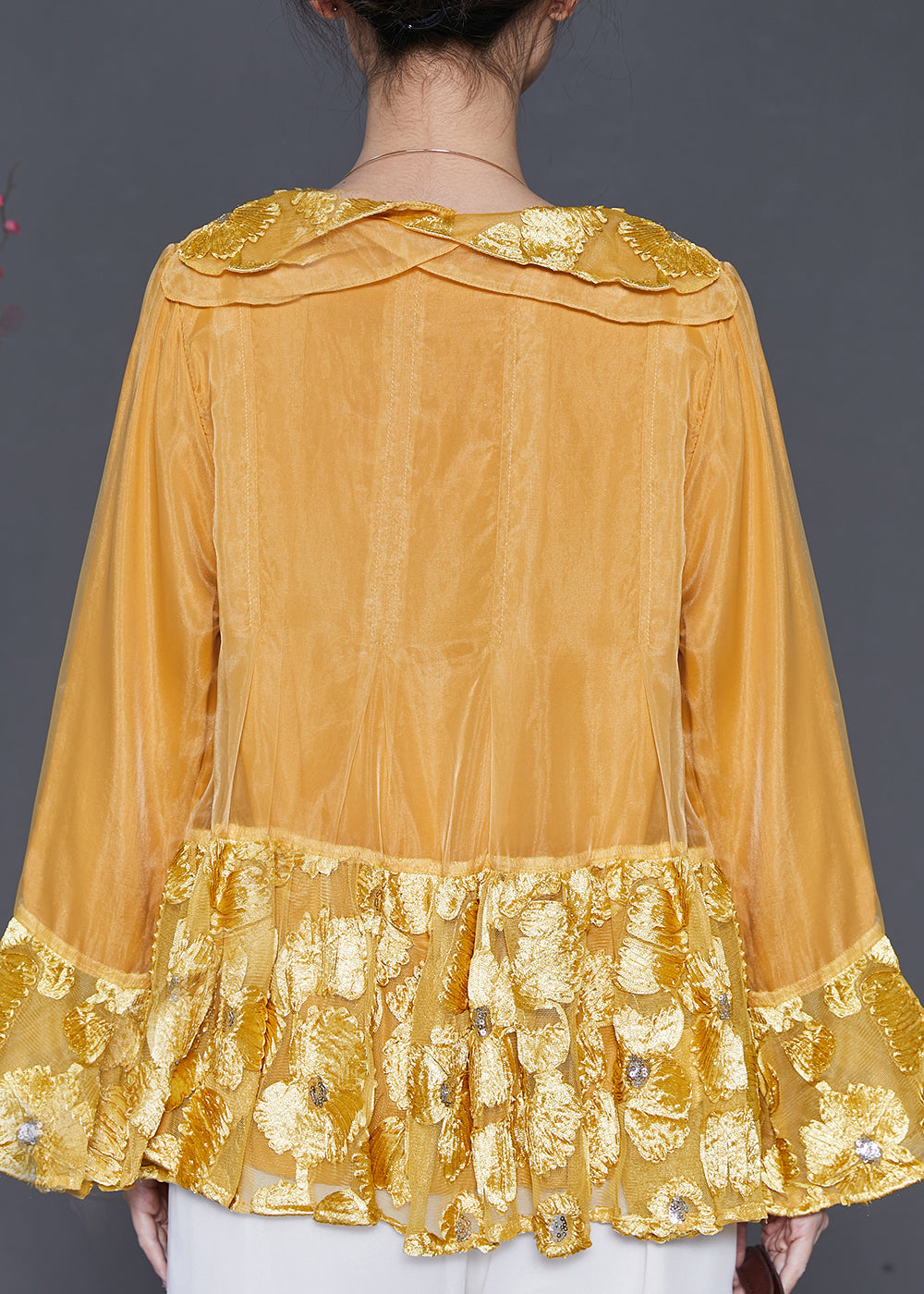 Elegantly Styled Pullover for Everyday Wear